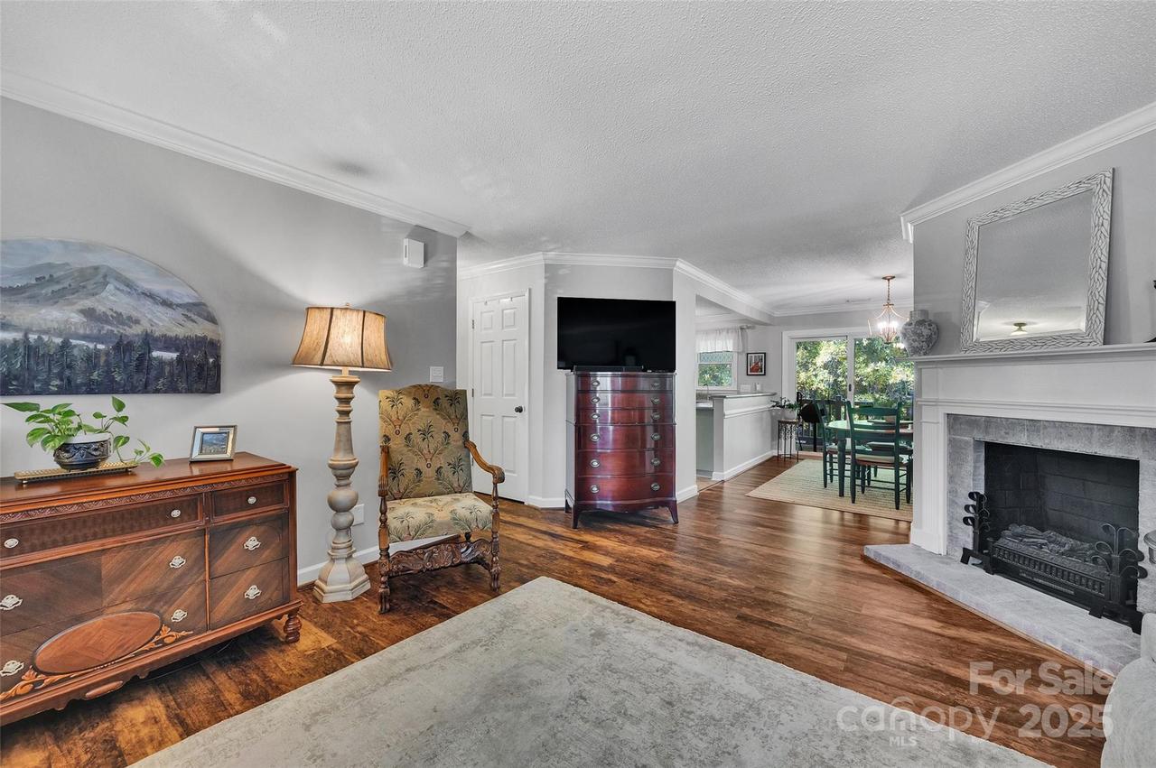 1741 Robinwood Rd., Gastonia, NC 28054