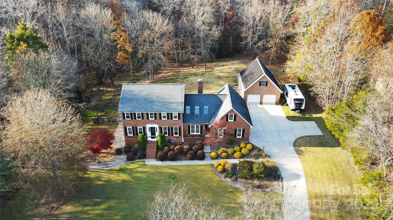 10915 Tara Oaks Dr., Charlotte, NC 28227