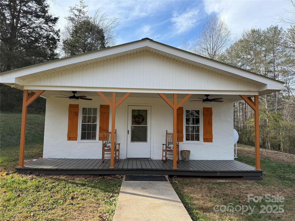 312 Causby Rd., Morganton, NC 28655