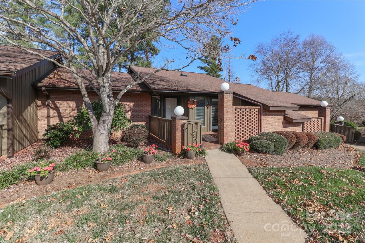 1359 Radio Rd., Statesville, NC 28625