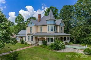 206 N Brook St., Wilkesboro, NC 28697