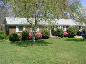 4332 Kenlough Dr., Kannapolis, NC 28081