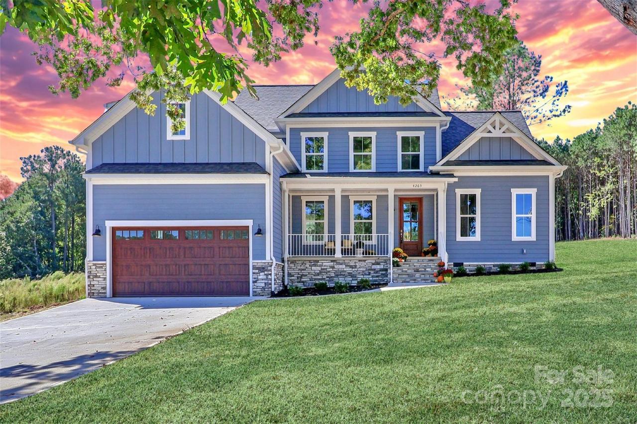 4265 Candlewood Dr., Sherrills Ford, NC 28673