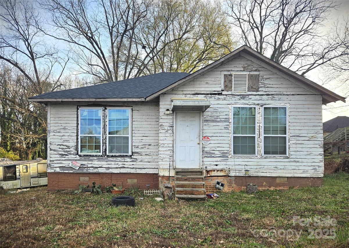 901 W 5th Ave., Gastonia, NC 28052