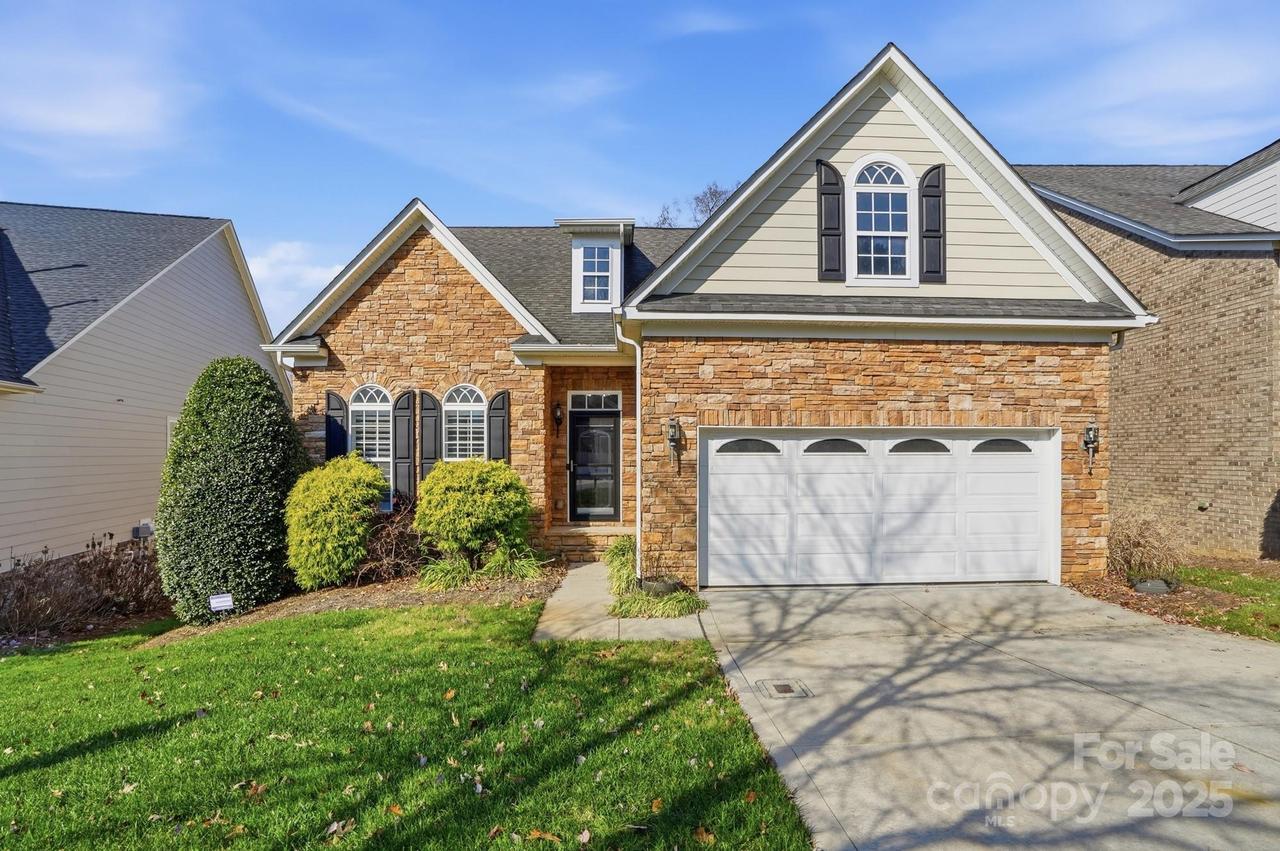 1365 Winged Foot Dr., Denver, NC 28037