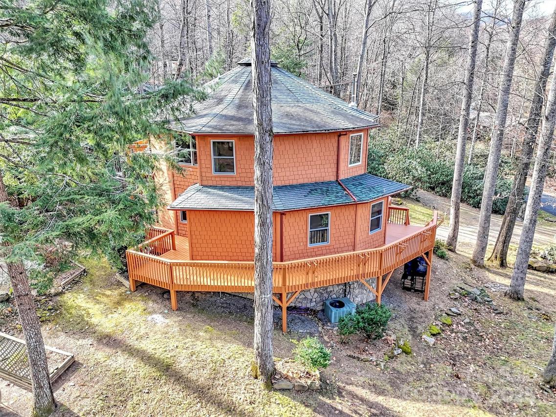 640 Timberline Dr., Maggie Valley, NC 28751