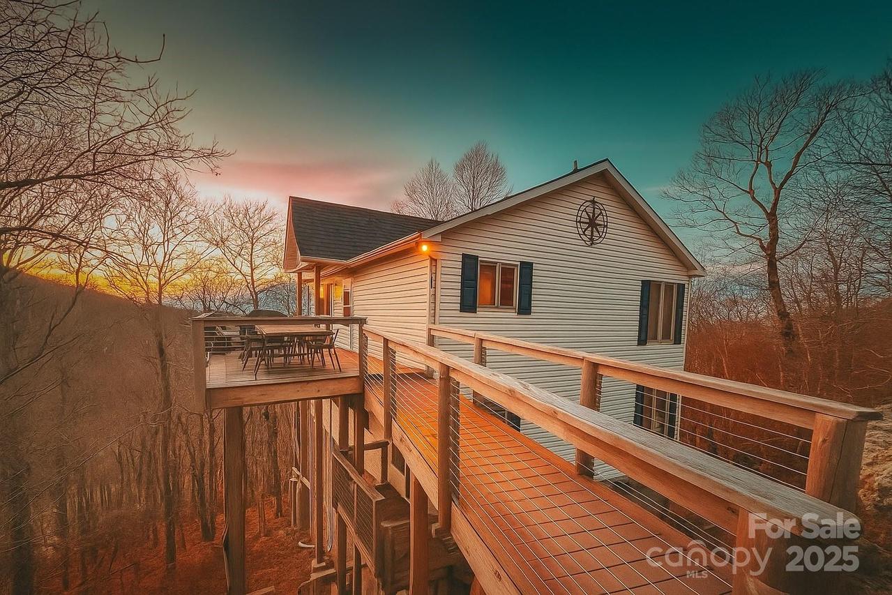 114 Spruce Hollow Rd., Beech Mountain, NC 28604