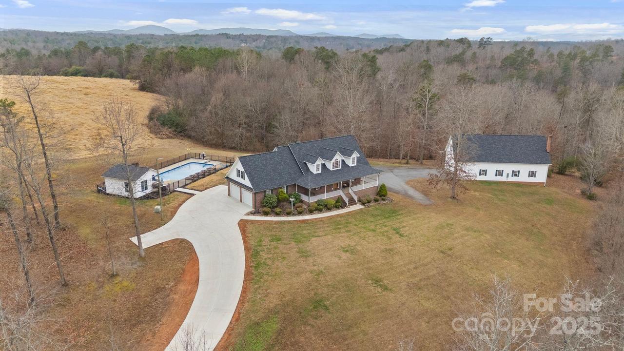 241 Taylor Cir., Granite Falls, NC 28630