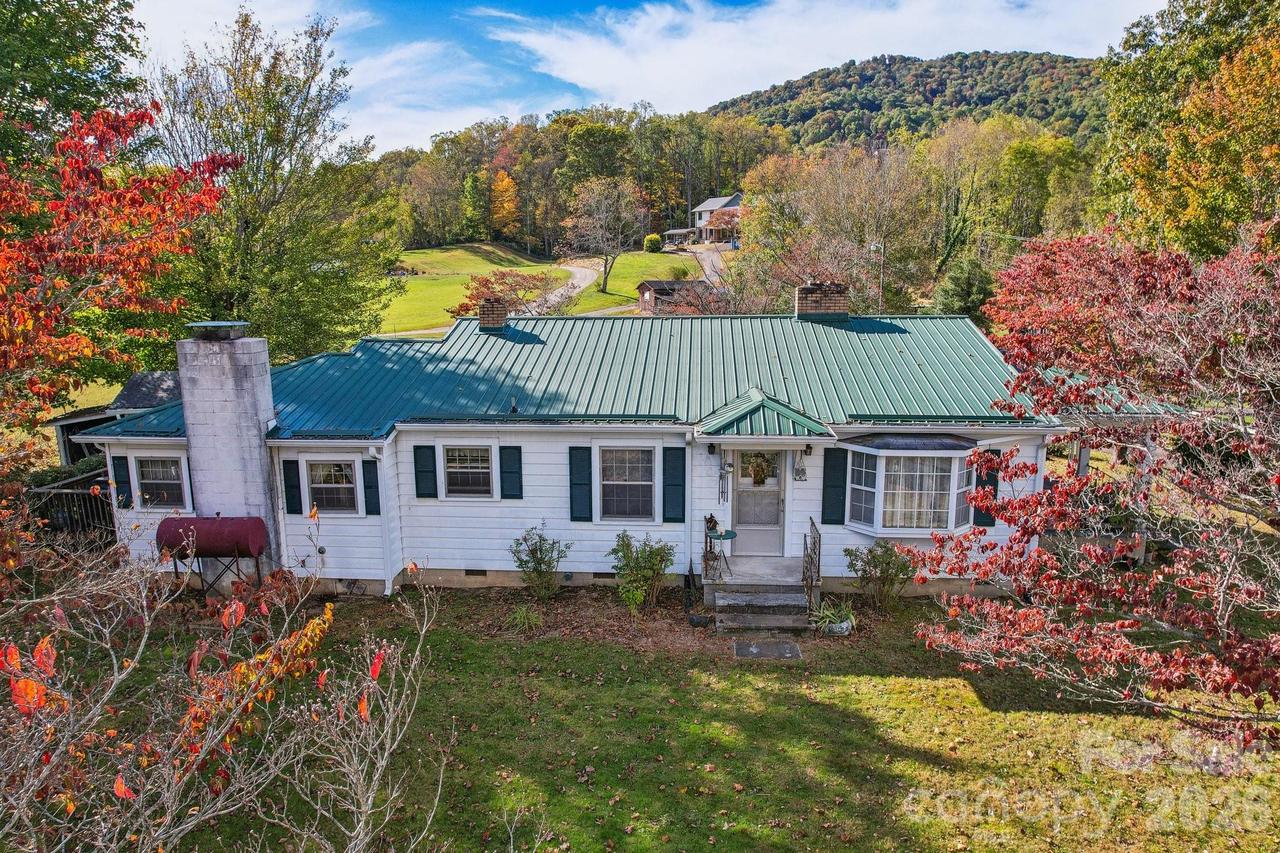 400 Will Hyatt Rd., Waynesville, NC 28786