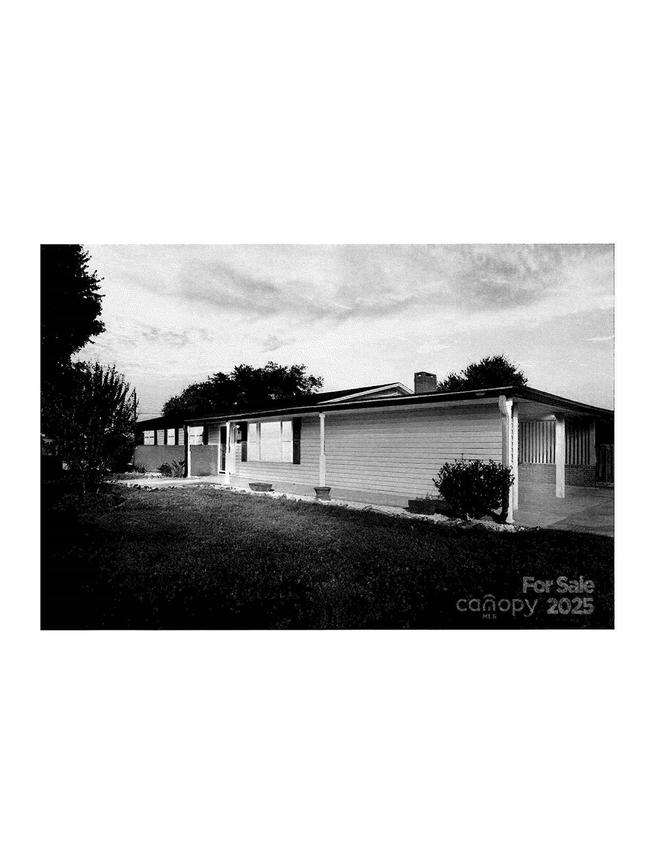 920 Thomas St., Statesville, NC 28677