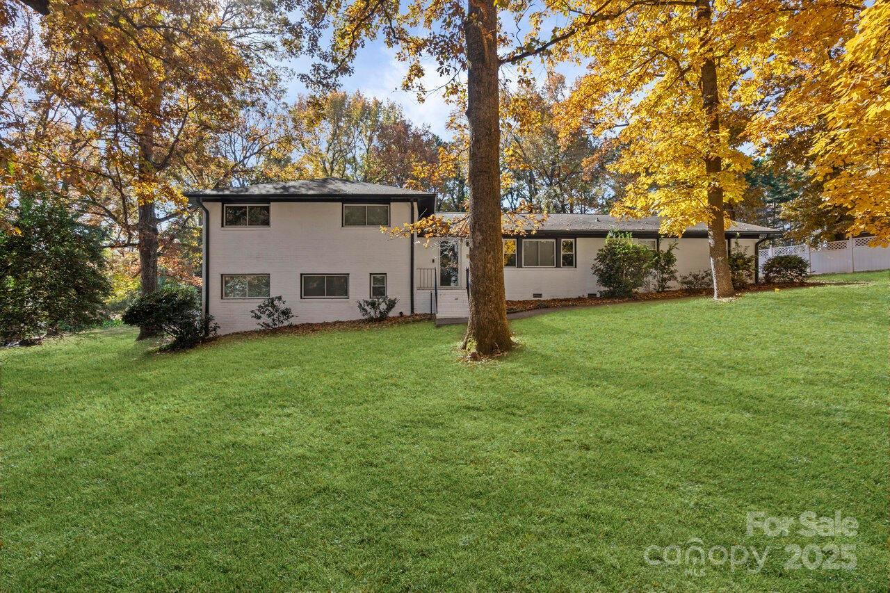 5142 Princess St., Charlotte, NC 28269