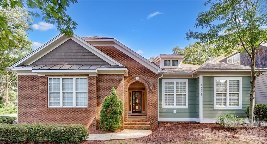 21307 Island Forest Dr., Cornelius, NC 28031