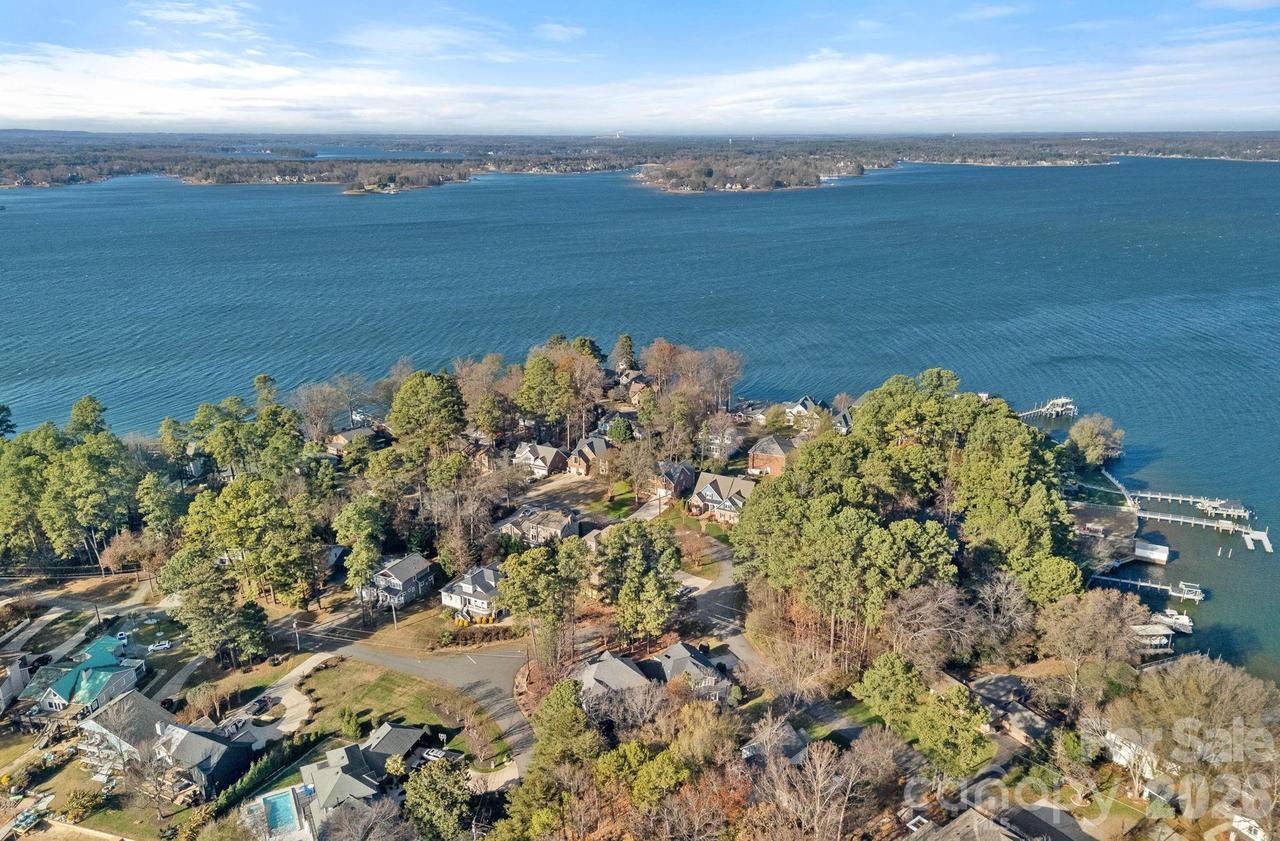 21307 Island Forest Dr., Cornelius, NC 28031