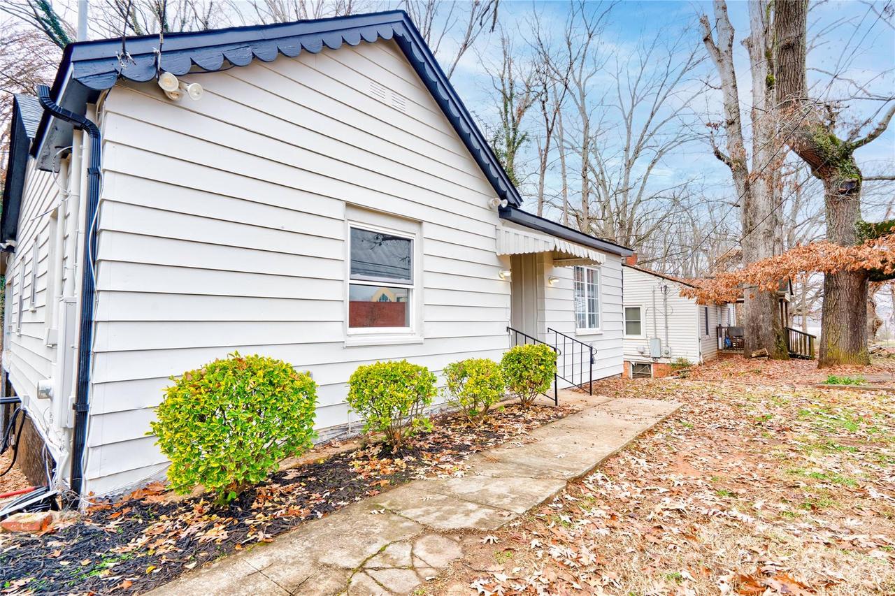 704 Earl Rd., Shelby, NC 28150