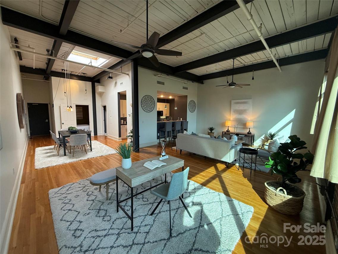 310 Arlington Ave. #422, Charlotte, NC 28203