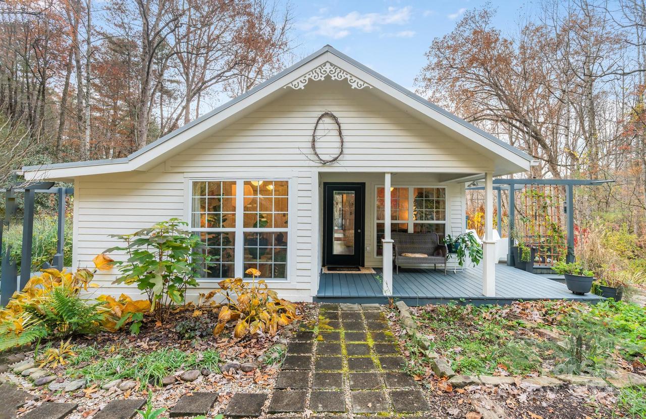 200 Nimitz Dr., Brevard, NC 28712