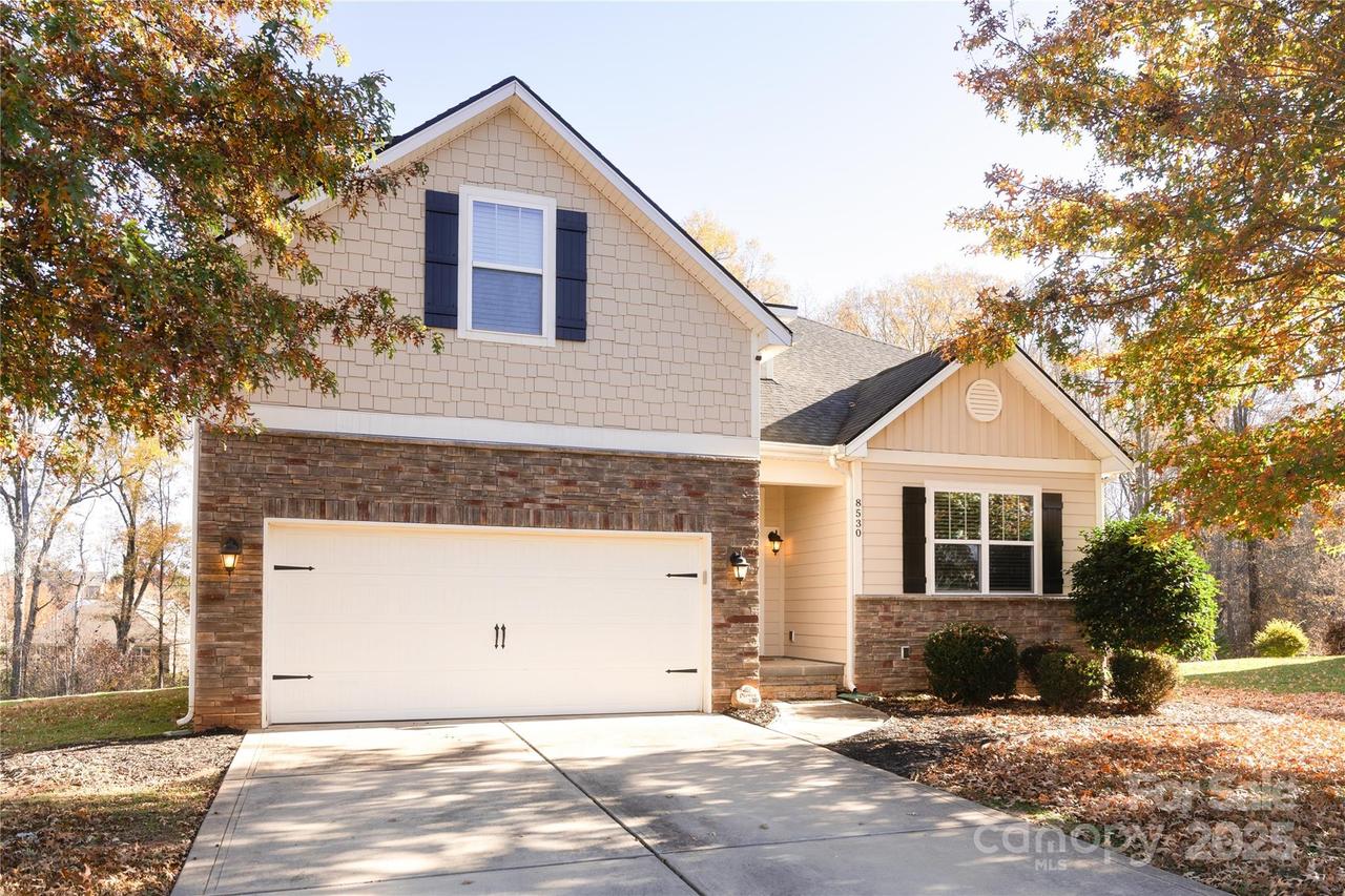 8530 Olde Stonegate Ln., Mint Hill, NC 28227