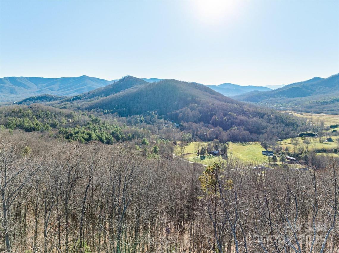 9999 North Fork Rd. #5 & 6, Black Mountain, NC 28711