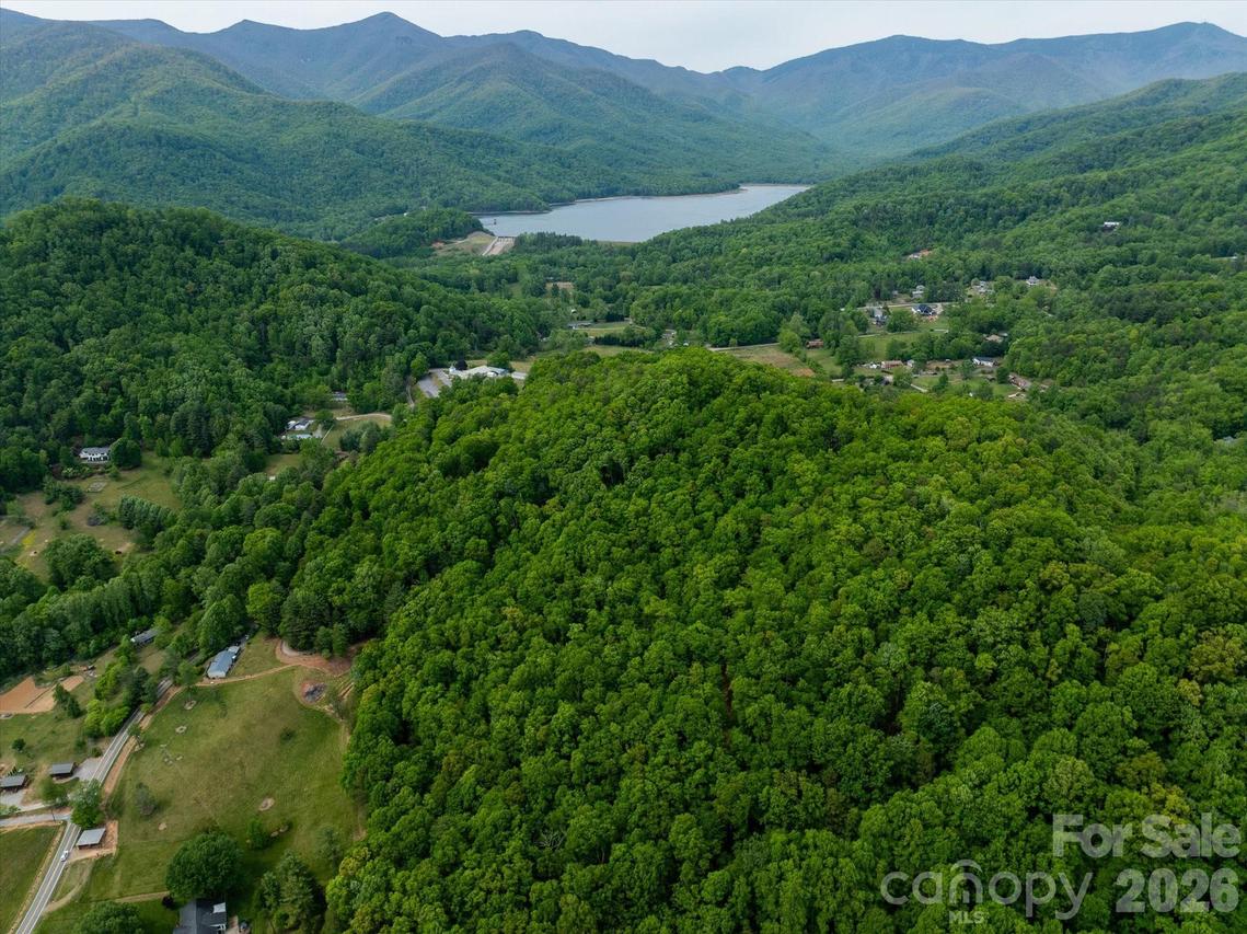 9999 North Fork Rd. #5 & 6, Black Mountain, NC 28711