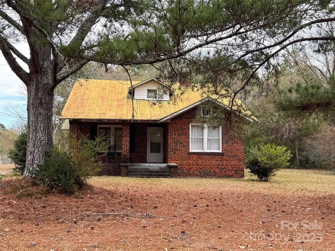 109 S 2nd St., Lilesville, NC 28091