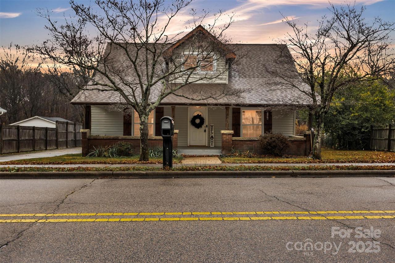 605 S Main Gq St., Salisbury, NC 28146