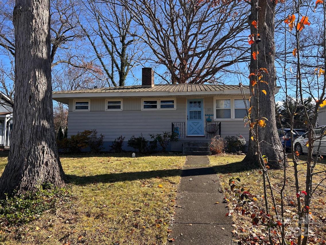 37 Salem Ave., Asheville, NC 28804