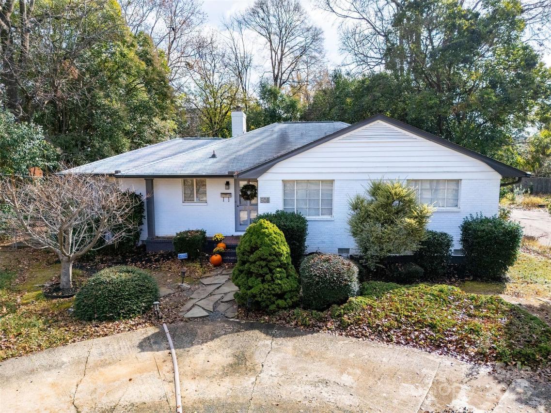 608 Mcalway Rd., Charlotte, NC 28211