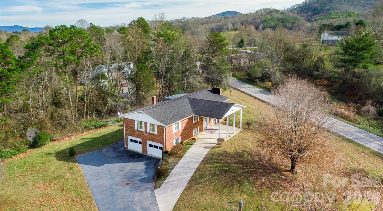 358 Goughes Branch Rd., Leicester, NC 28748