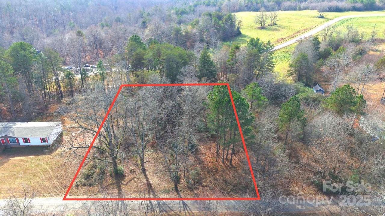 112 Sandy Point Dr., Shelby, NC 28150