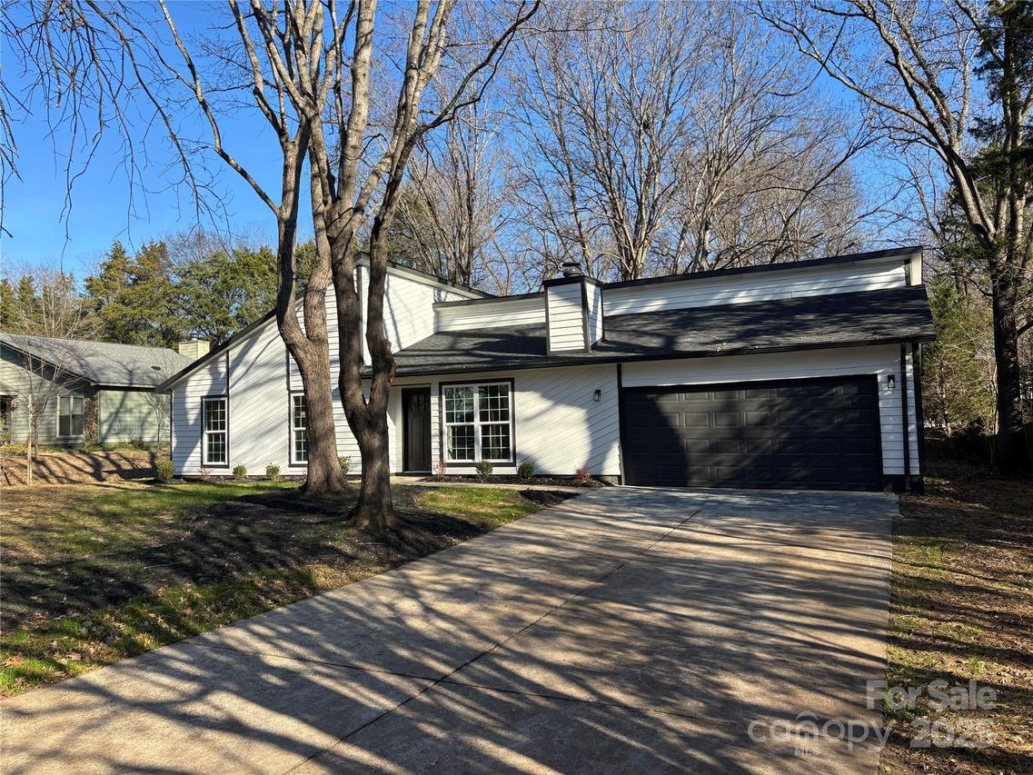 7401 Sheffingdell Dr., Charlotte, NC 28226