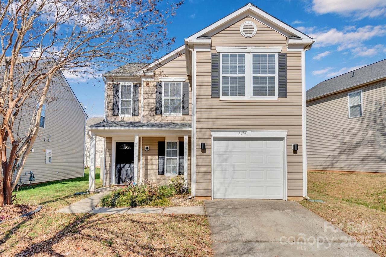 2707 Cochrane Dr., Charlotte, NC 28269