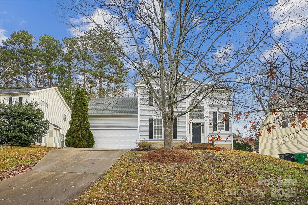 10630 Northwoods Forest Dr., Charlotte, NC 28214