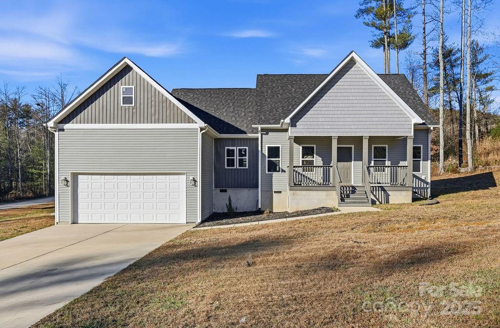 79 Crystal Mountain Dr., Hendersonville, NC 28739