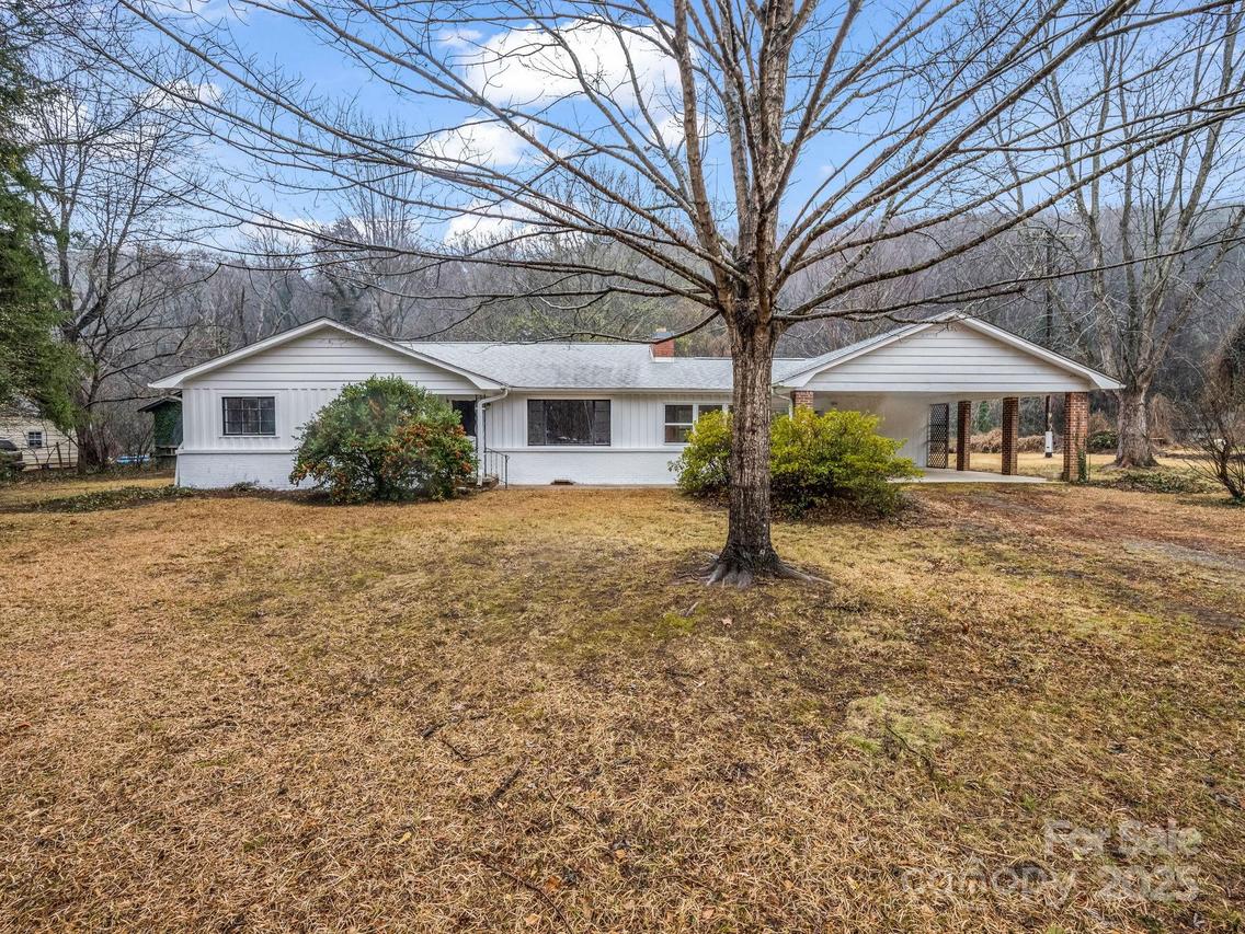 109 Wall Rd., Tryon, NC 28782