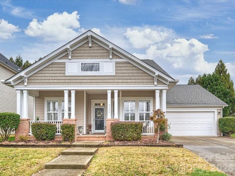 8113 Cottsbrooke Dr., Huntersville, NC 28078