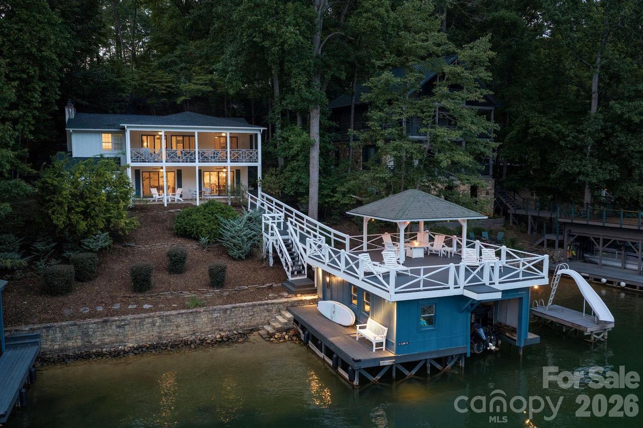 183 Blarney Rd., Lake Lure, NC 28746