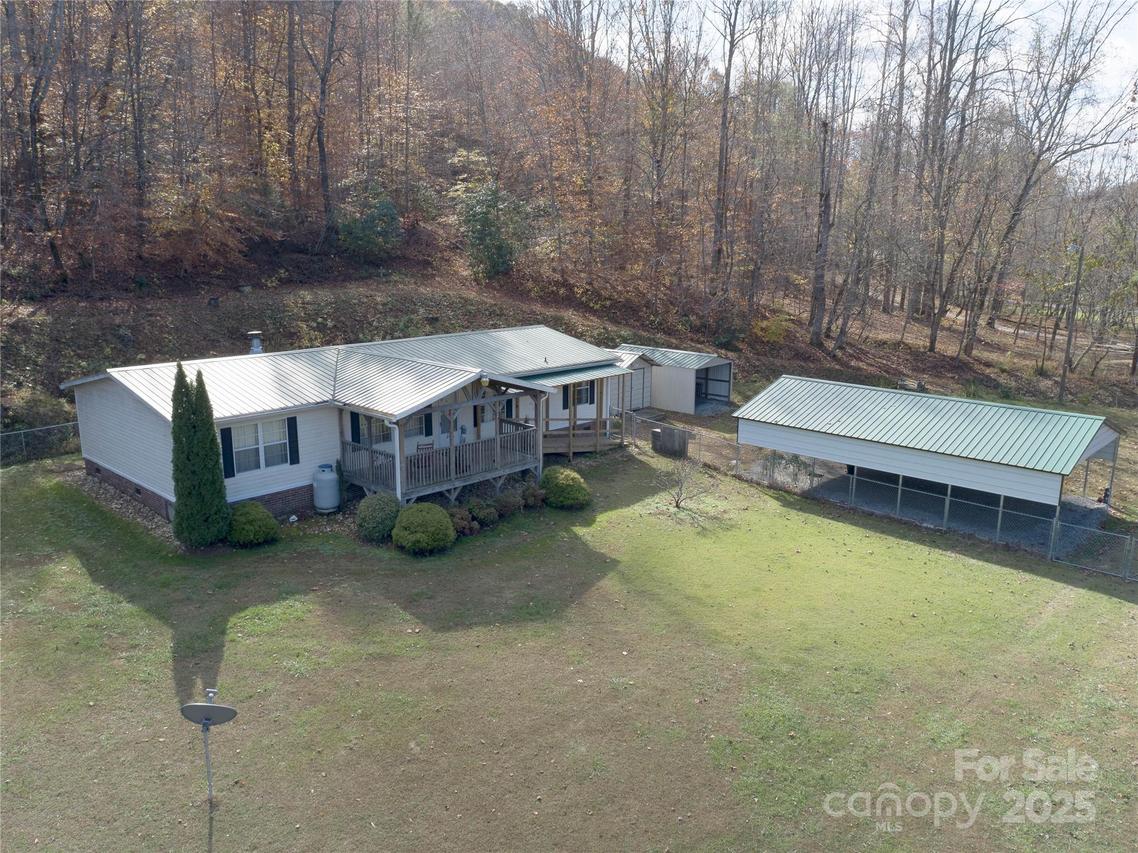 1922 Zacks Fork Rd., Lenoir, NC 28645