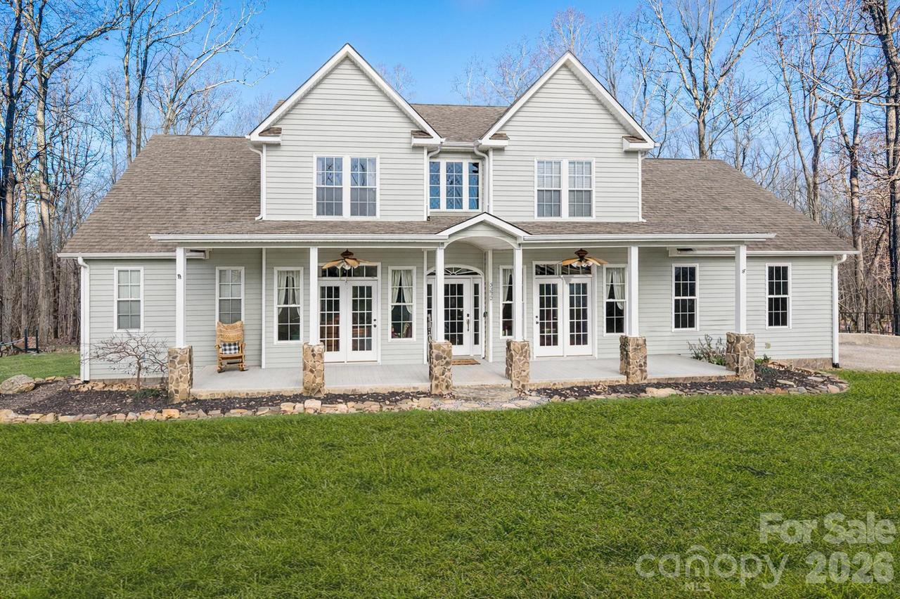 3272 Oak Ridge Cir., Lincolnton, NC 28092