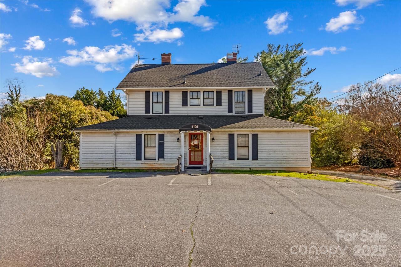 1120 Davie Ave., Statesville, NC 28677