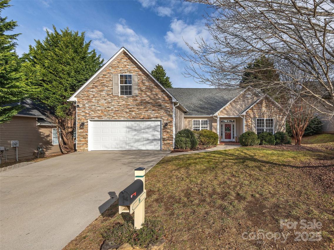 9 Hadley Park Way, Arden, NC 28704