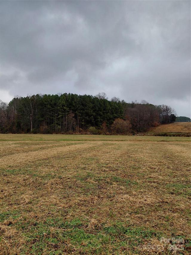 000 Hamlet Rd., Harmony, NC 28634