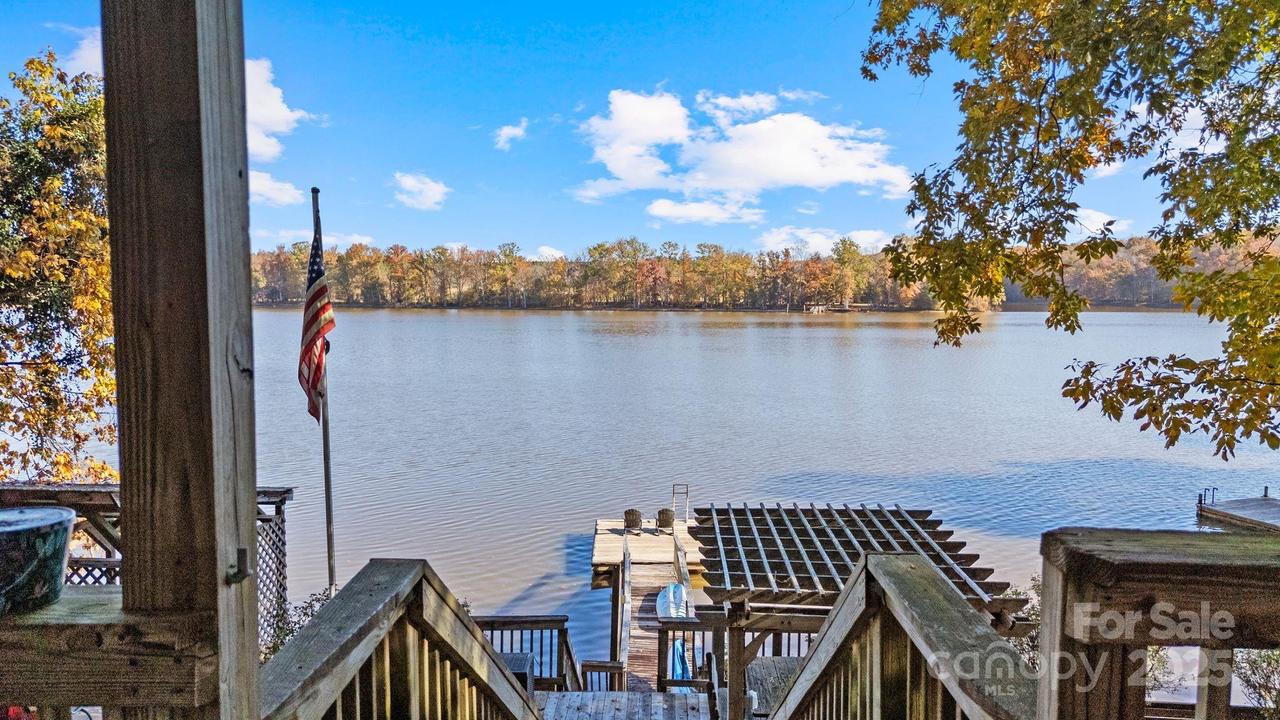 579 Riverview Dr., Lexington, NC 27292