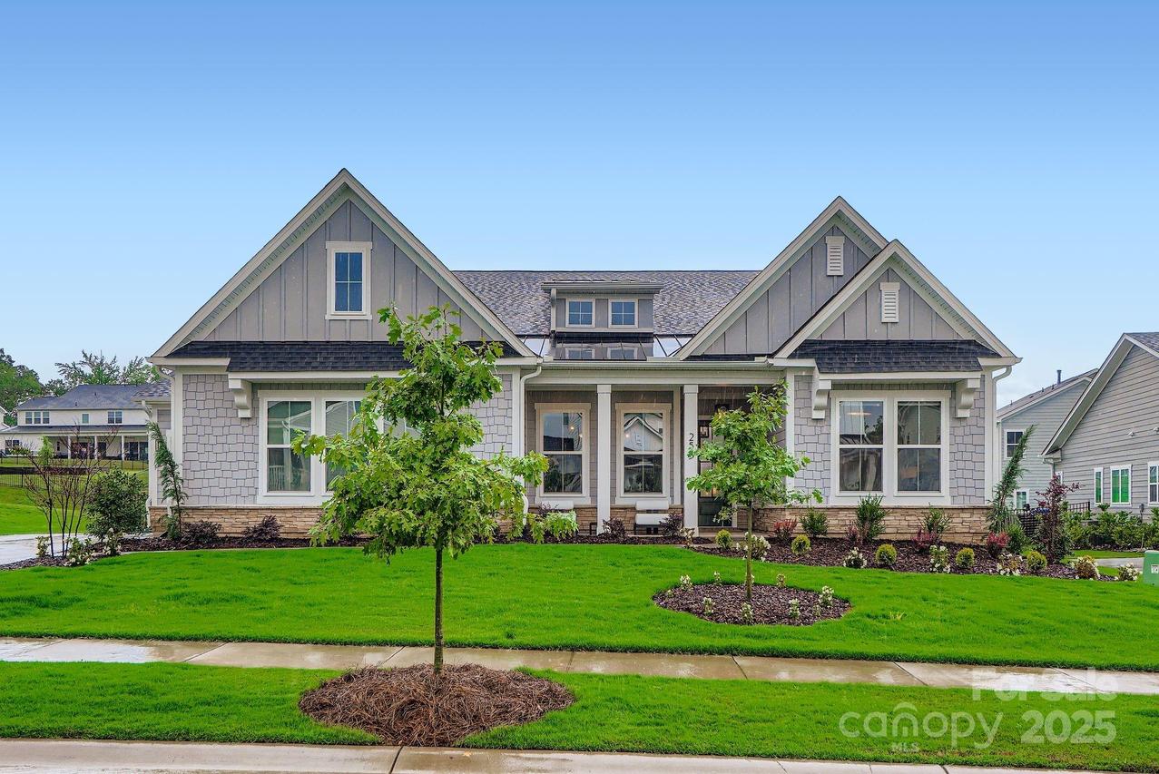 253 Lanyard Ln., Belmont, NC 28012