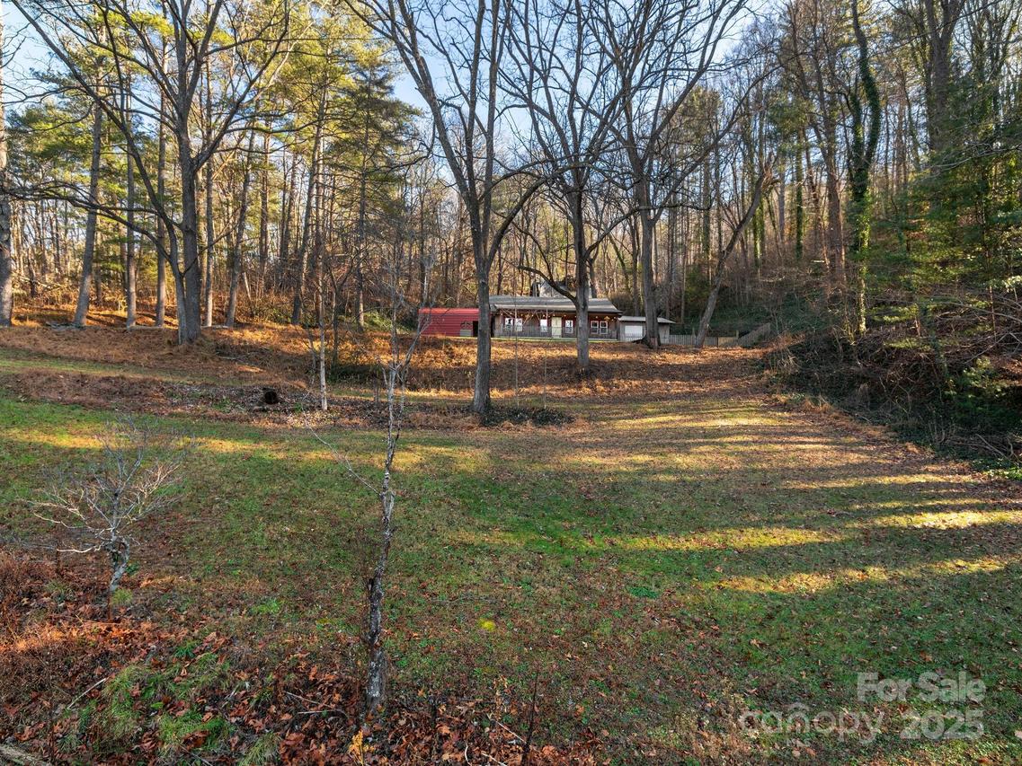32 Saunooke Rd., Asheville, NC 28805