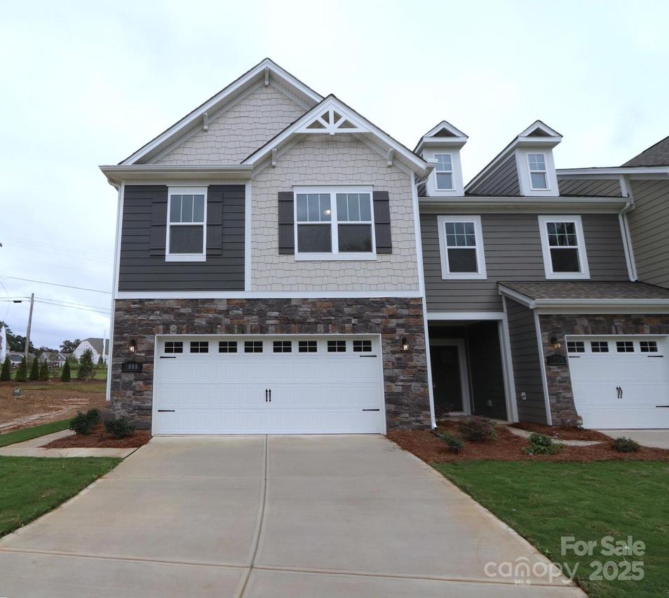 1008 Overbrook Pl., Wingate, NC 28174