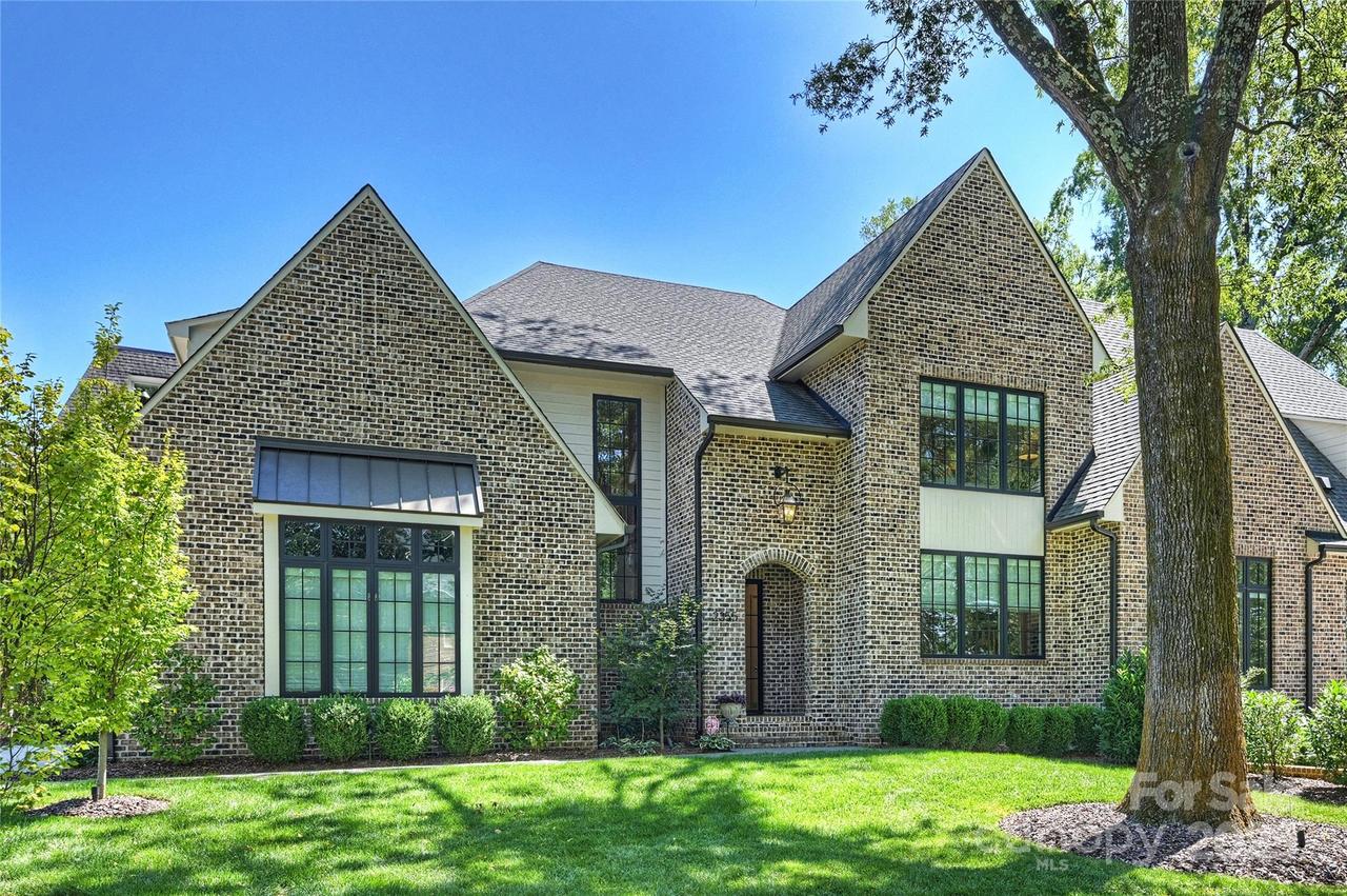 2355 Croydon Rd., Charlotte, NC 28207