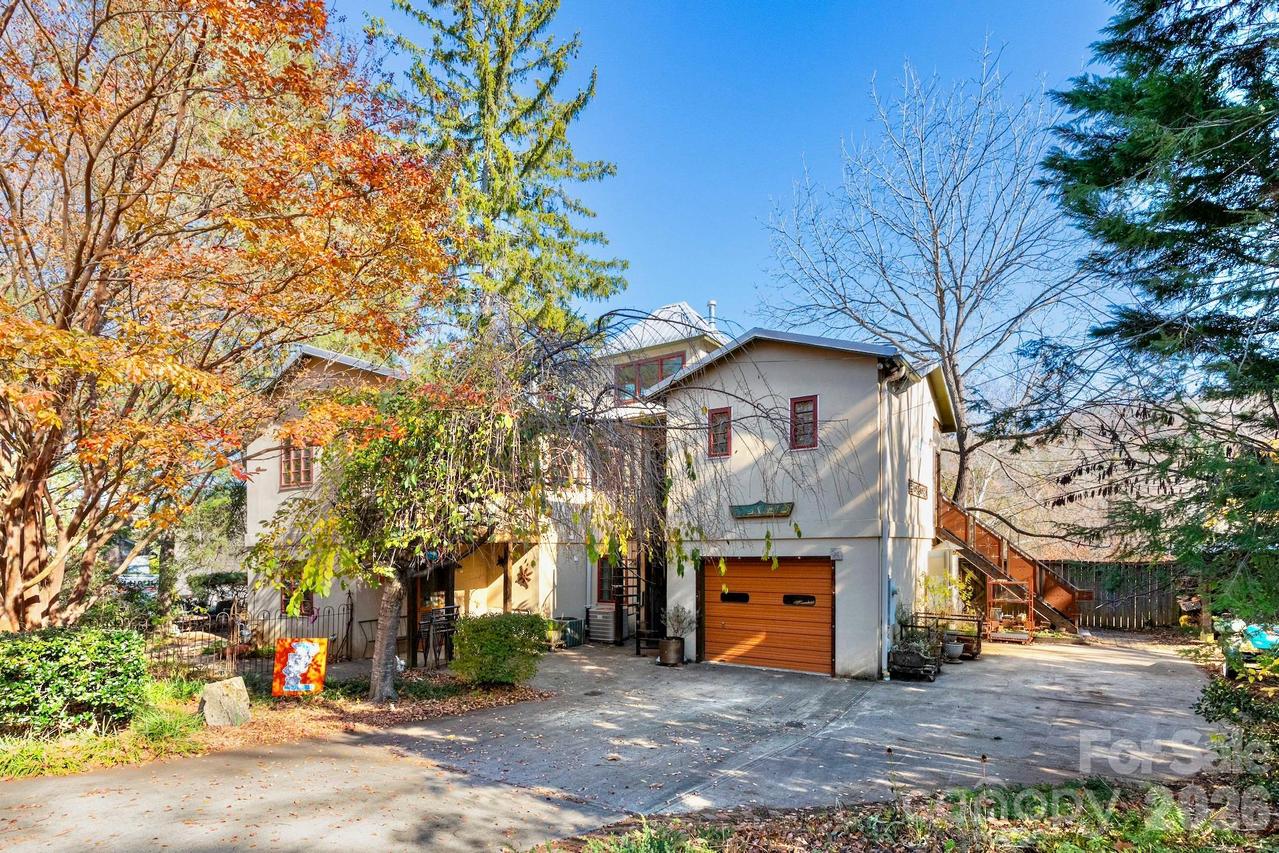 297 Hillside St., Asheville, NC 28801