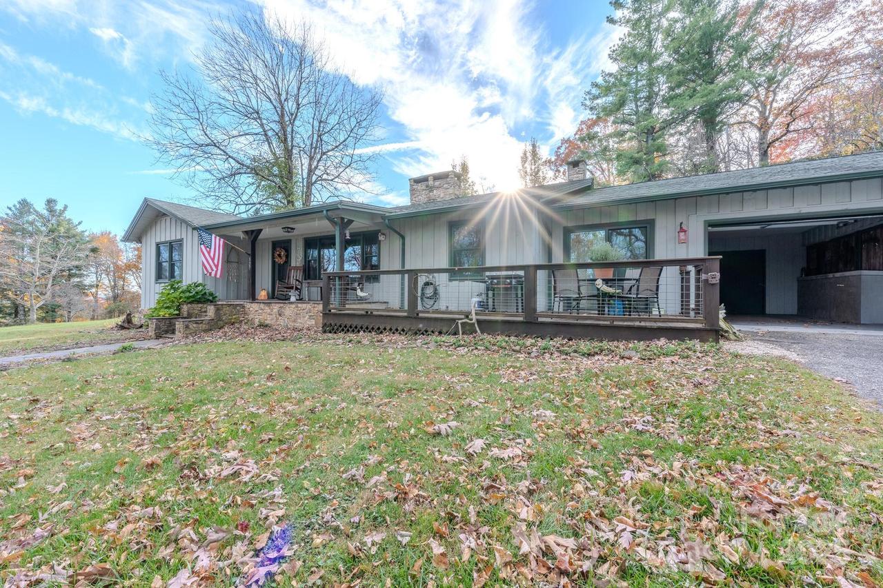 127 Reid Queen Dr., Little Switzerland, NC 28749