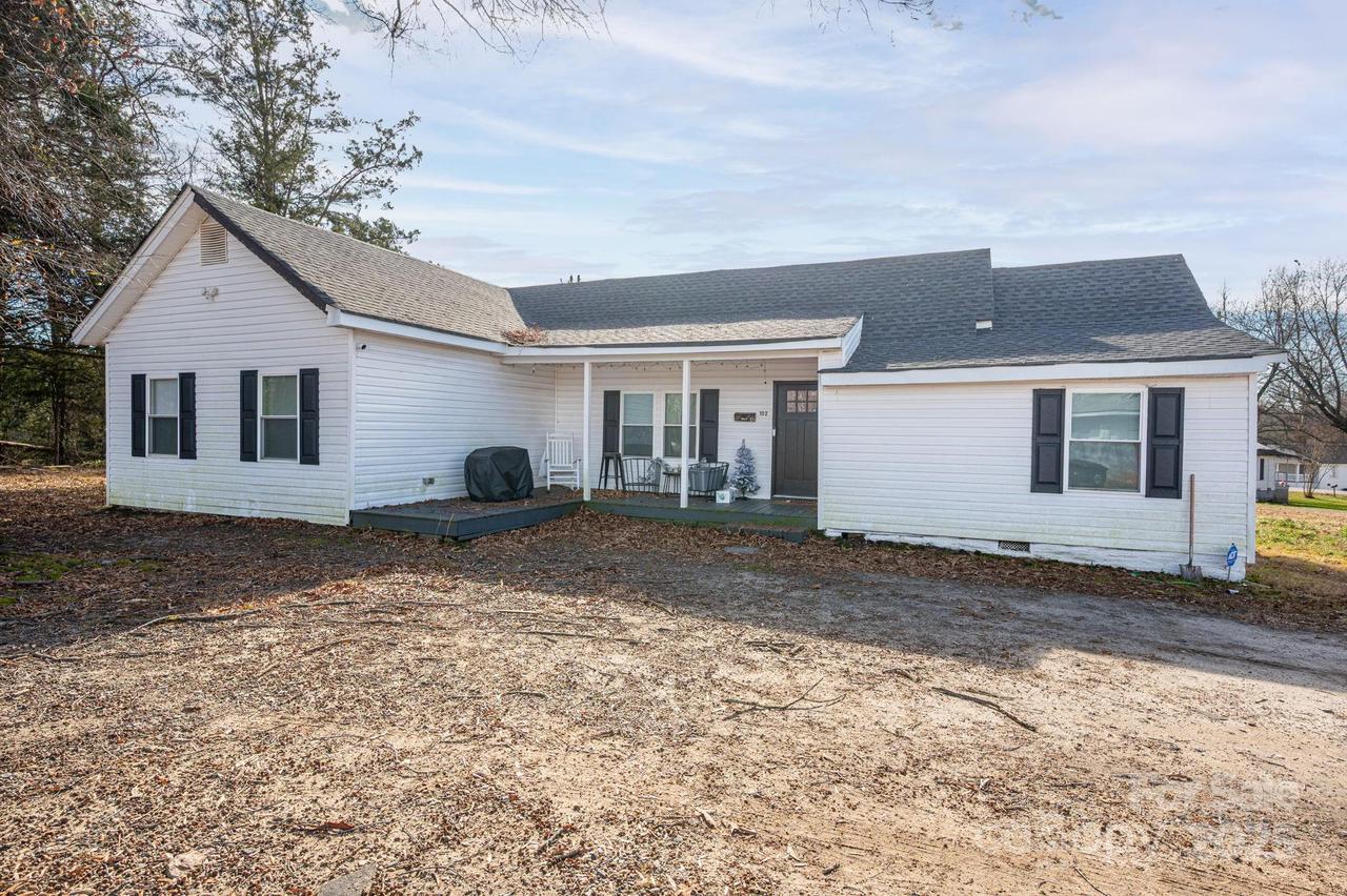 102 Guffey Rd., Cherryville, NC 28021