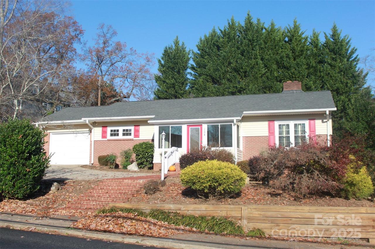 284 Maple St., Rutherfordton, NC 28139